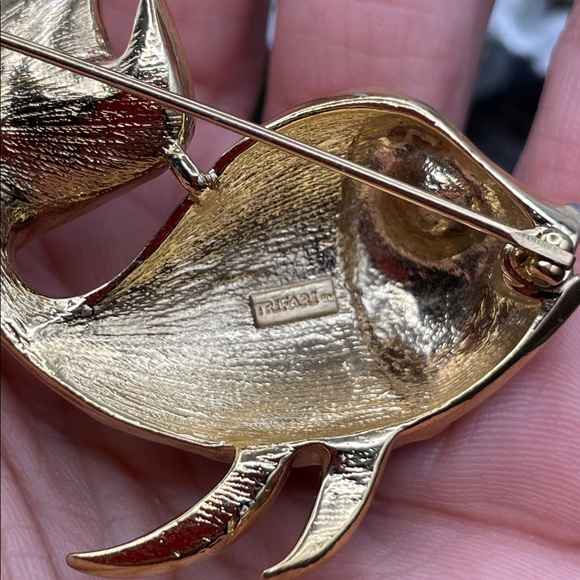 Trifari enameled fish brooch vintage - Picture 6 of 6